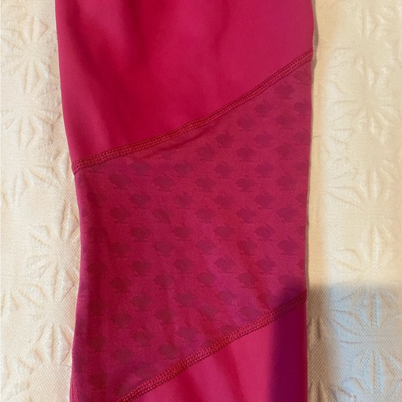 Bright pink Rabbit Running Leggings - Picture 6 of 7